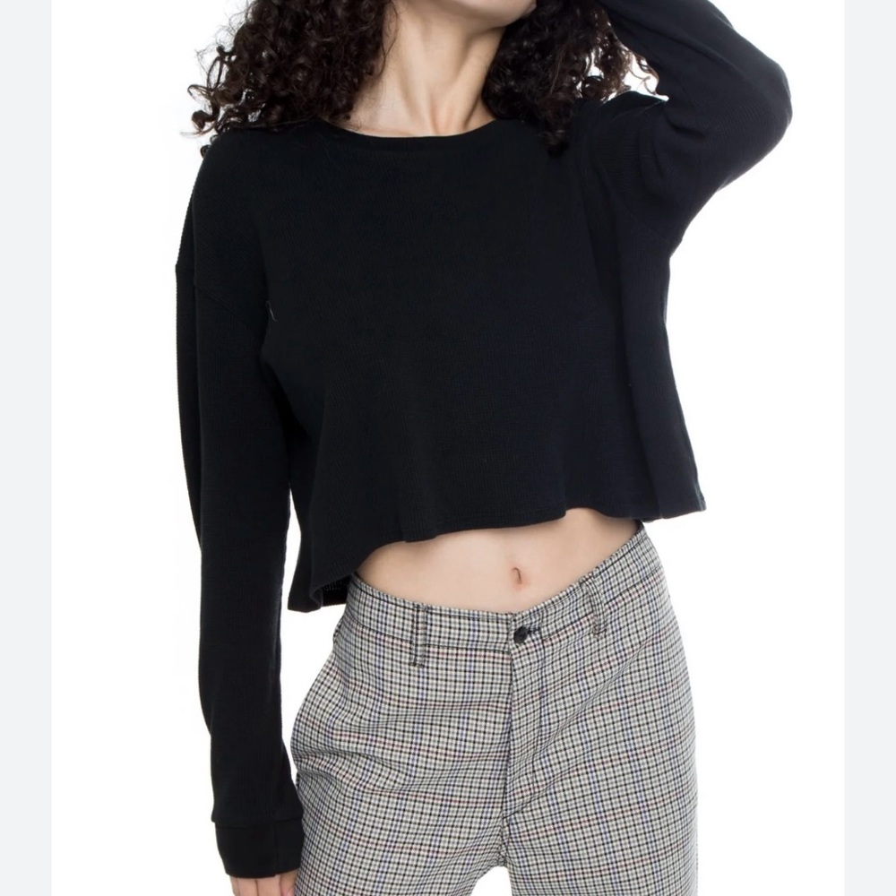 BY JJ. Solid Black, High/Low Top. Long Sleeves.‎ Round neckline. Size XS.